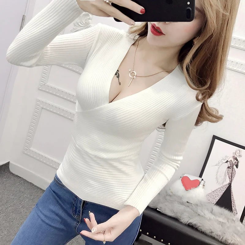 Cap Point Ameline Deep V Neck Sweater