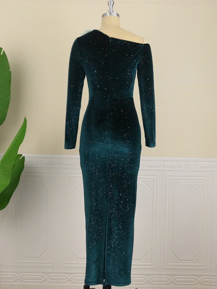 Cap Point Beatrice Velvet Feather Sparkly Sequin Bodycon Dress