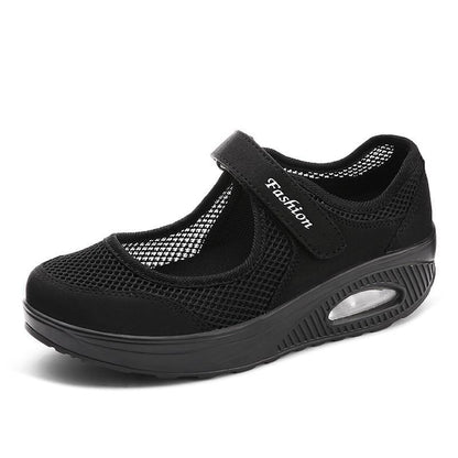 Cap Point Black / 5 Mary Jane Comfort Working Sneaker