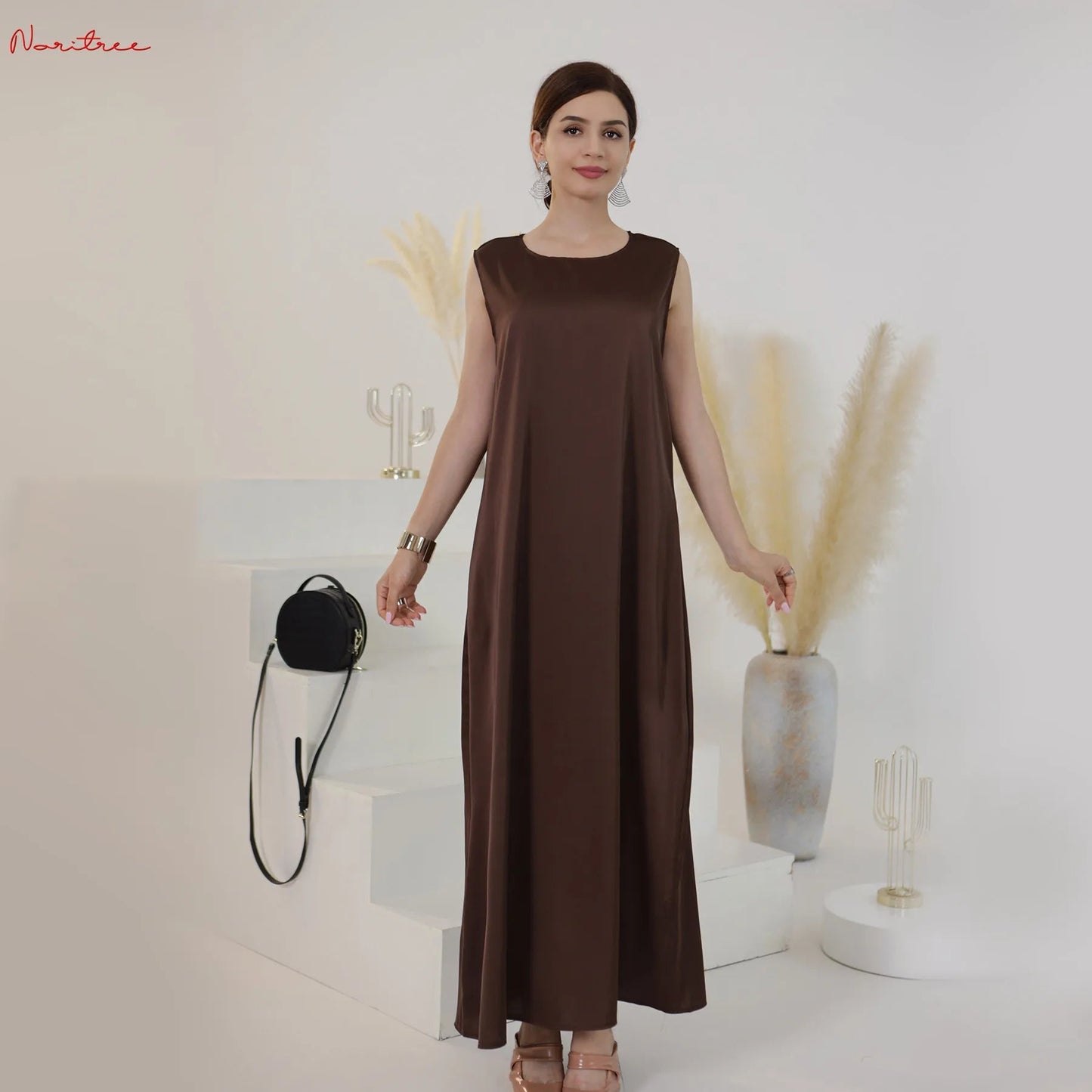 Cap Point coffee / M Aimee White Ramadan Inner Dress