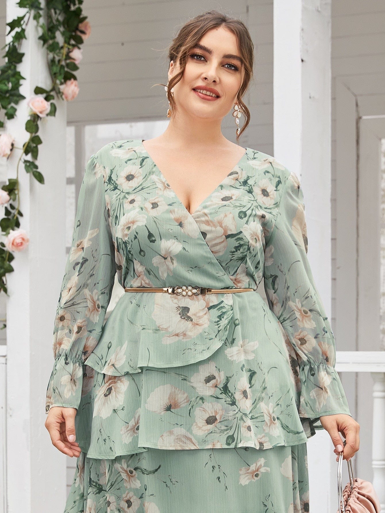 Cap Point Meredith Floral Print V-Neck Long Sleeve Loose Maxi Dress