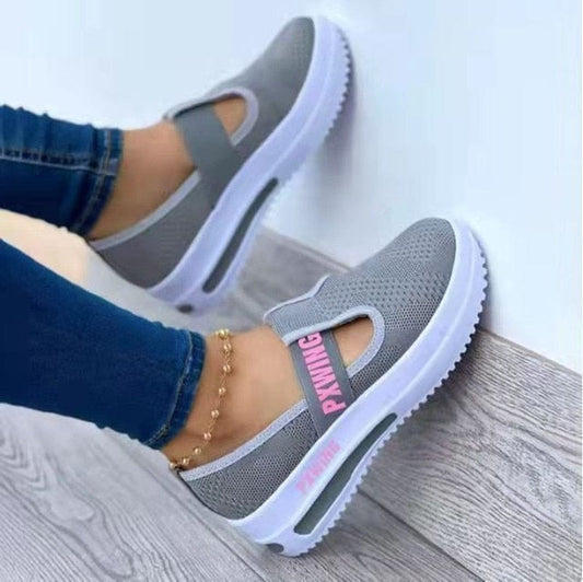 Cap Point Summer Elastic Band Round Toe Platform Sneakers