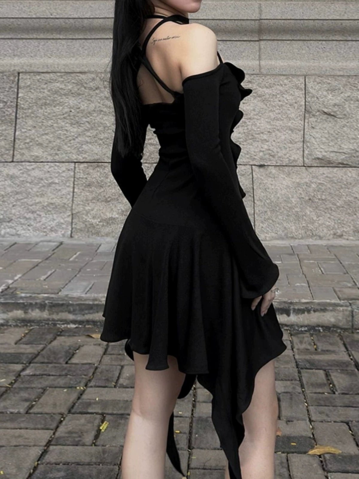 Cap Point Valeria Pure Desire Asymmetrical Design Halterneck Dress